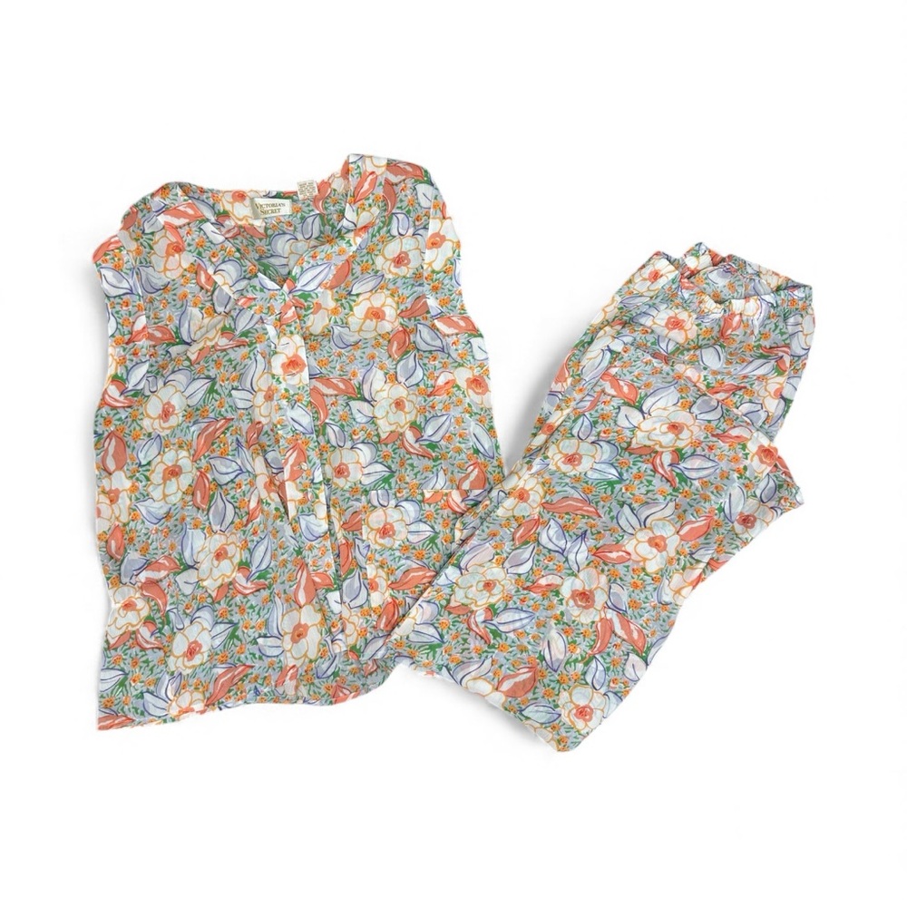 Vtg Victoria’s Secret Gold Label Floral Print Vneck Button Blouse and Pants Set